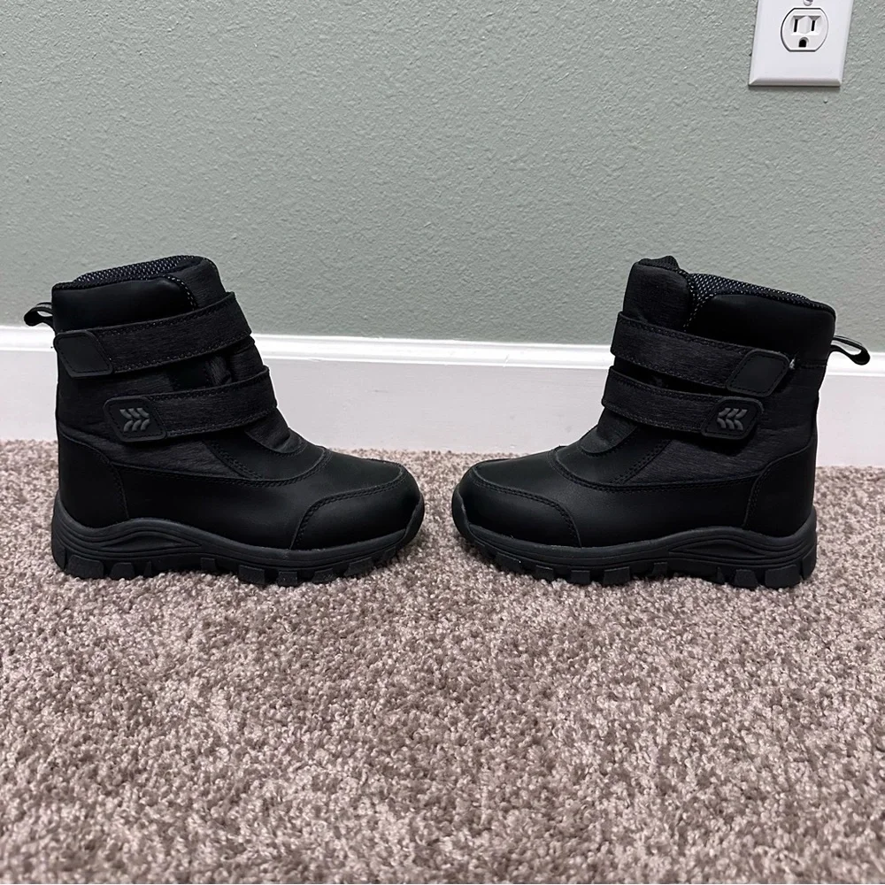 All in Motion Black and Gray Rain & Snow Boots with Velcro Straps size 13